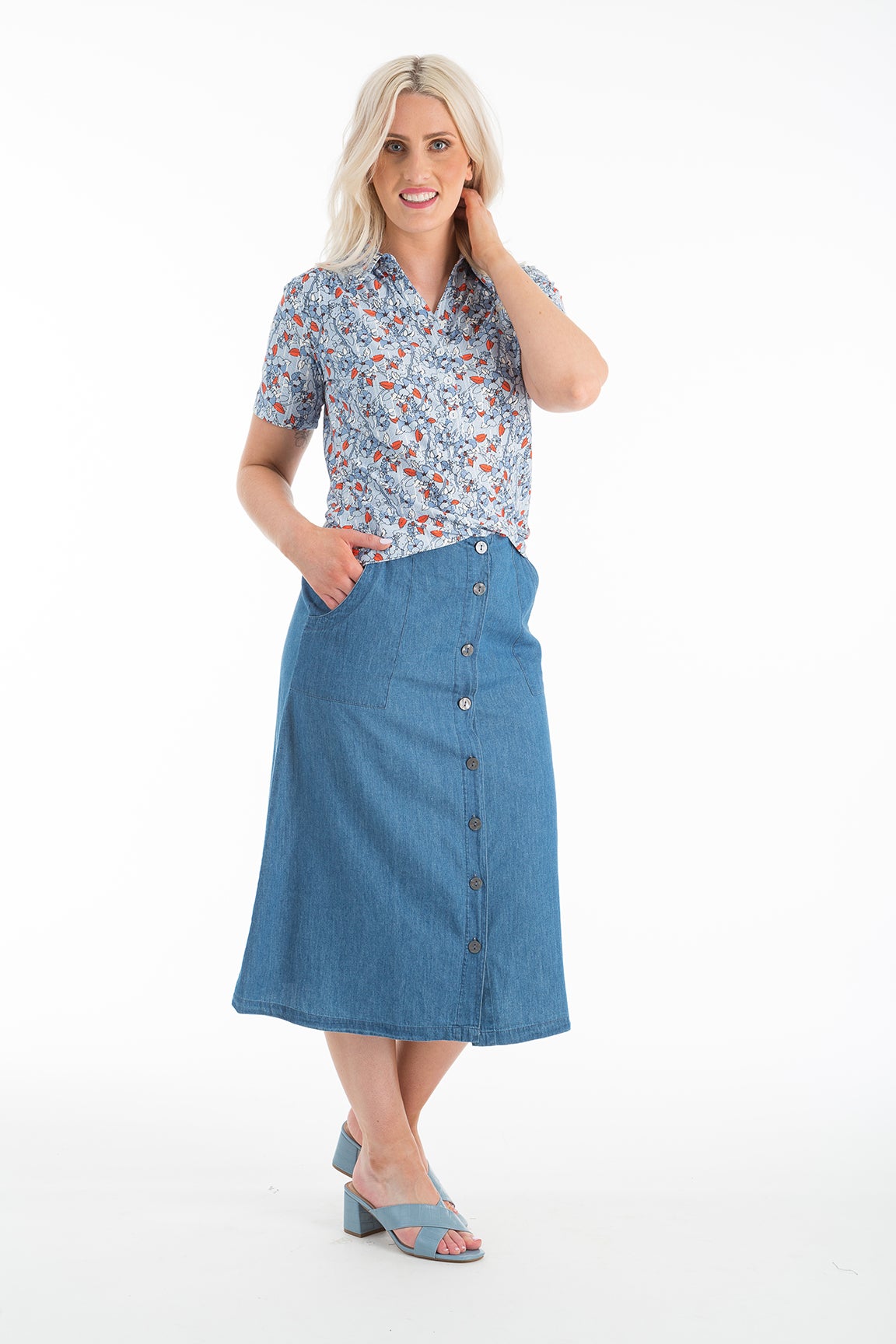 Shop Code Denim Zip Front Skirt in Chambray – Fella Hamilton