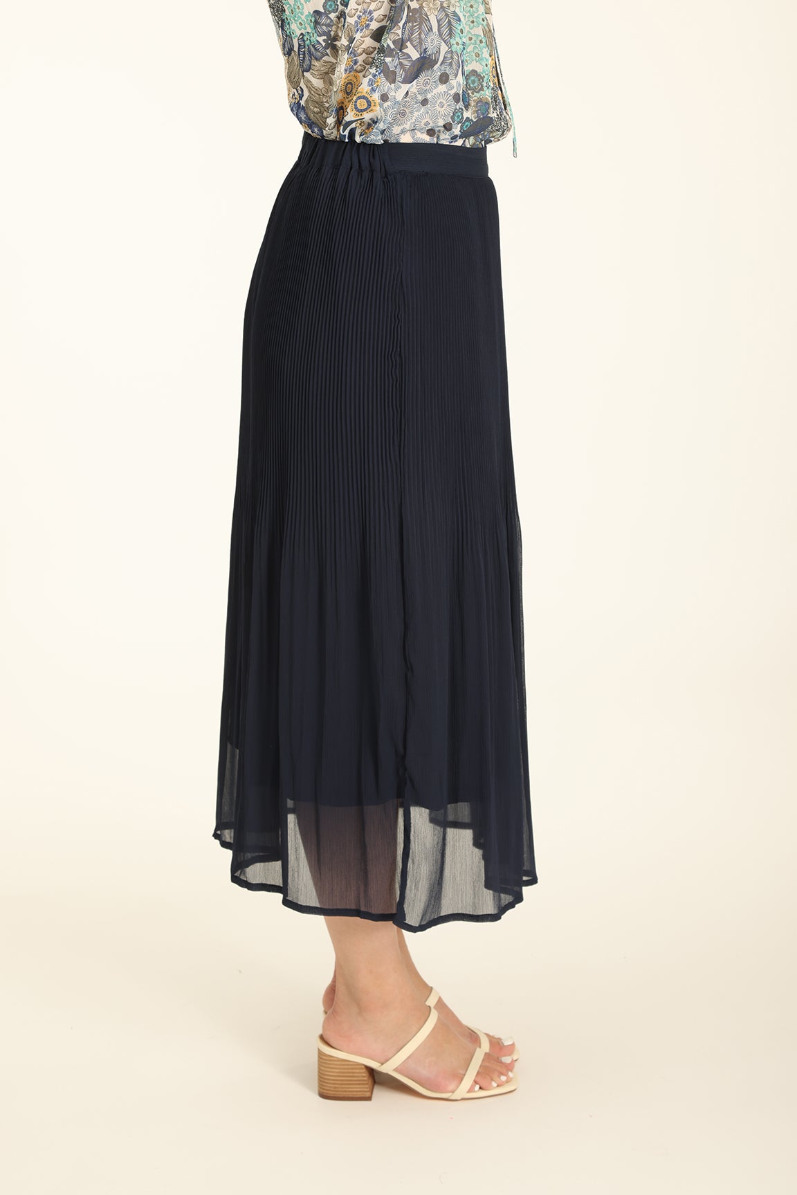 Navy pleated skirt outlet nz