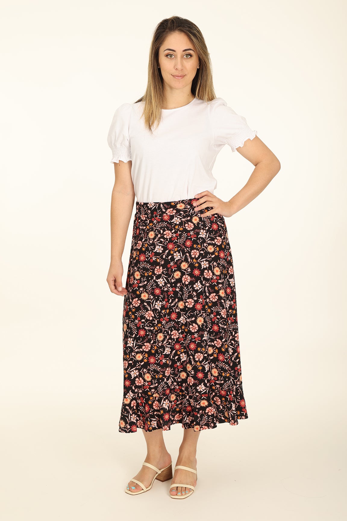 Knit skirt floral print best sale